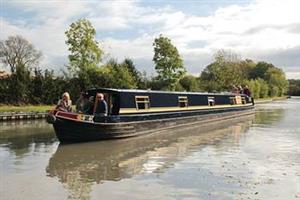 Elite 6R Isabelle, Napton NarrowboatsOxford & Midlands Canal